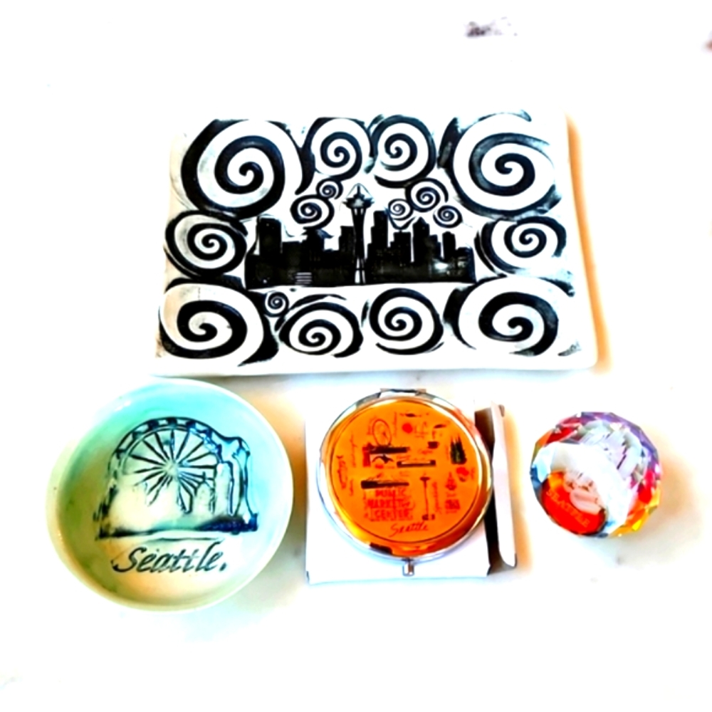 NWT Seattle memorabilia bundle (6 items)